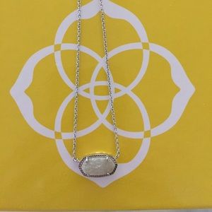 KENDRA SCOTT Elisa Pendant Necklace